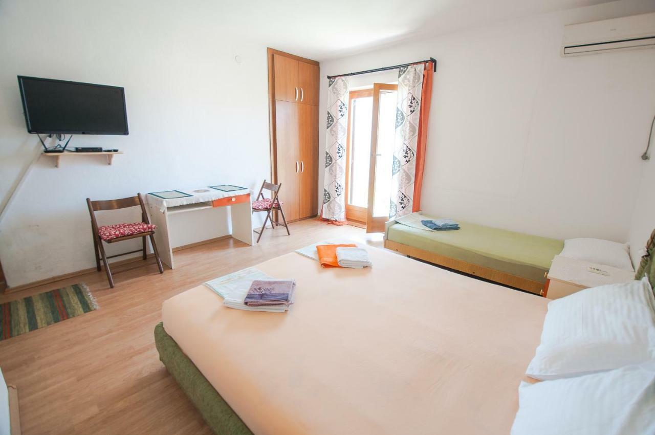 Apartments Milena Тиват Екстер'єр фото